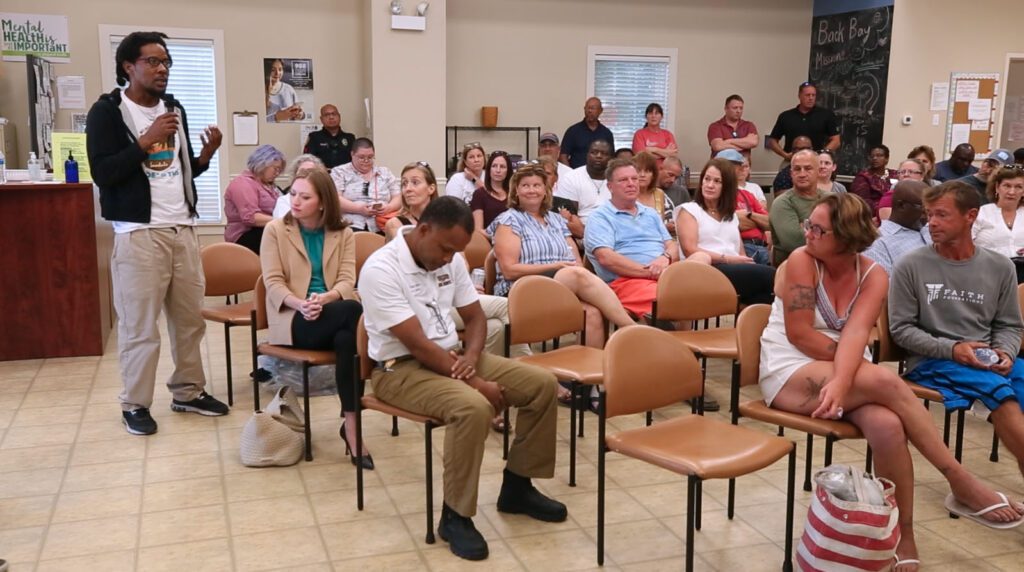 homeless man speaks at town hall on homelessness